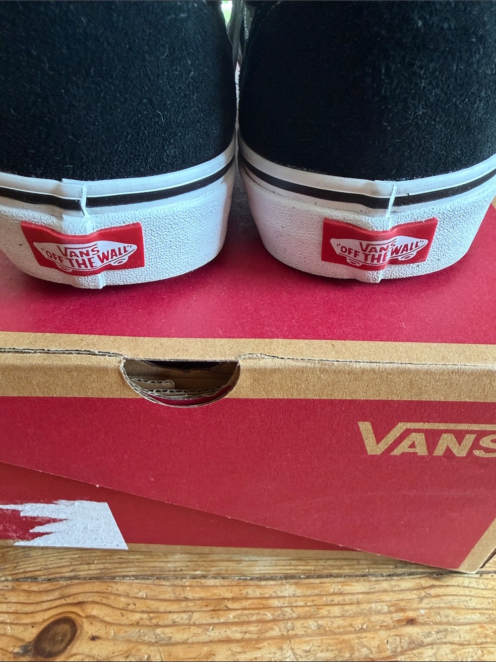 Vans Black and White Old Skool Skate Sneakers, never worn - Picture 3 of 6